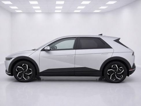 Used 2024 Hyundai Ioniq 5 SEL AWD/4WD image 9