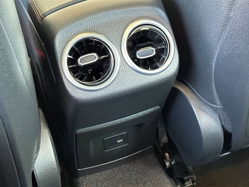 Used 2023 Mercedes-Benz CLA 250 image 16