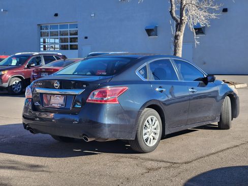 Used 2013 Nissan Altima 2.5 S image 3