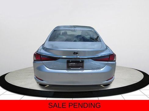Certified 2025 Lexus ES 350 w/ Premium Package FWD image 5