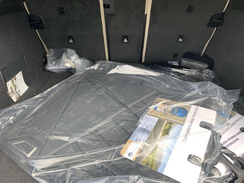 Used 2026 BMW iX xDrive60 w/ Premium Package image 35