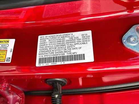 Used 2025 Honda Pilot Black Edition image 16