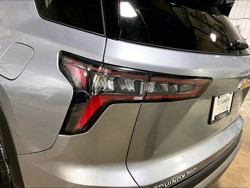 Used 2026 Chevrolet Equinox LT image 8