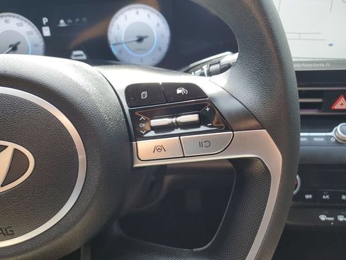 Certified 2024 Hyundai Elantra SEL FWD image 21
