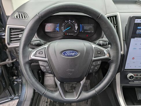 Used 2024 Ford Edge SEL w/ Convenience Package AWD/4WD image 9