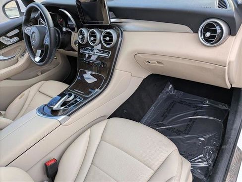 Used 2016 Mercedes-Benz GLC 300 4MATIC image 21