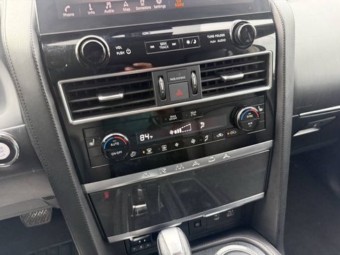 Used 2023 Nissan Armada SV RWD image 30