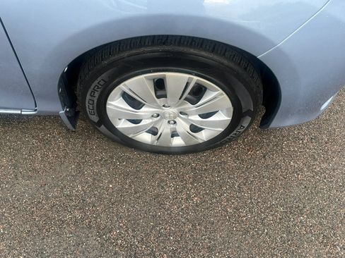Used 2013 Toyota Yaris LE FWD image 15