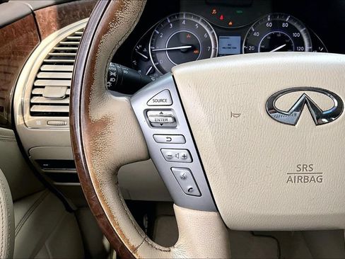 Used 2016 INFINITI QX80 2WD w/ Driver's Assistance Package image 28
