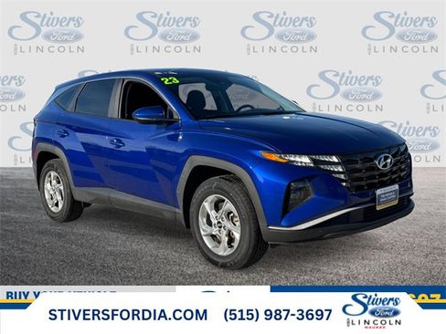 Used 2023 Hyundai Tucson SE image 1