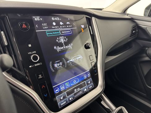 Used 2025 Subaru Outback Premium image 22