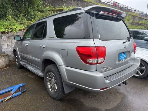 Used 2007 Toyota Sequoia Limited RWD image 5