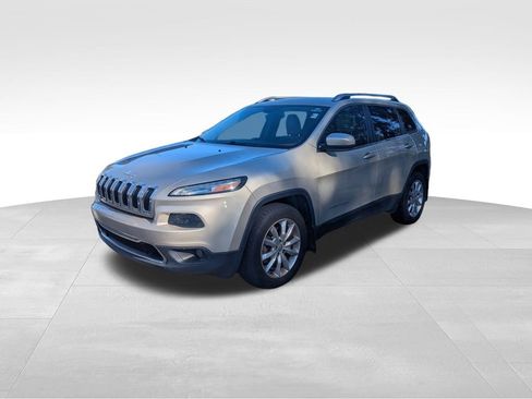 Used 2015 Jeep Cherokee Limited image 4