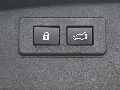 Used 2025 Subaru Outback Onyx Edition XT image 31