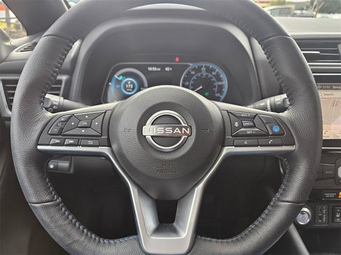 Certified 2024 Nissan Leaf SV Plus image 18