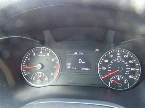 Used 2019 Kia Optima LX FWD image 29