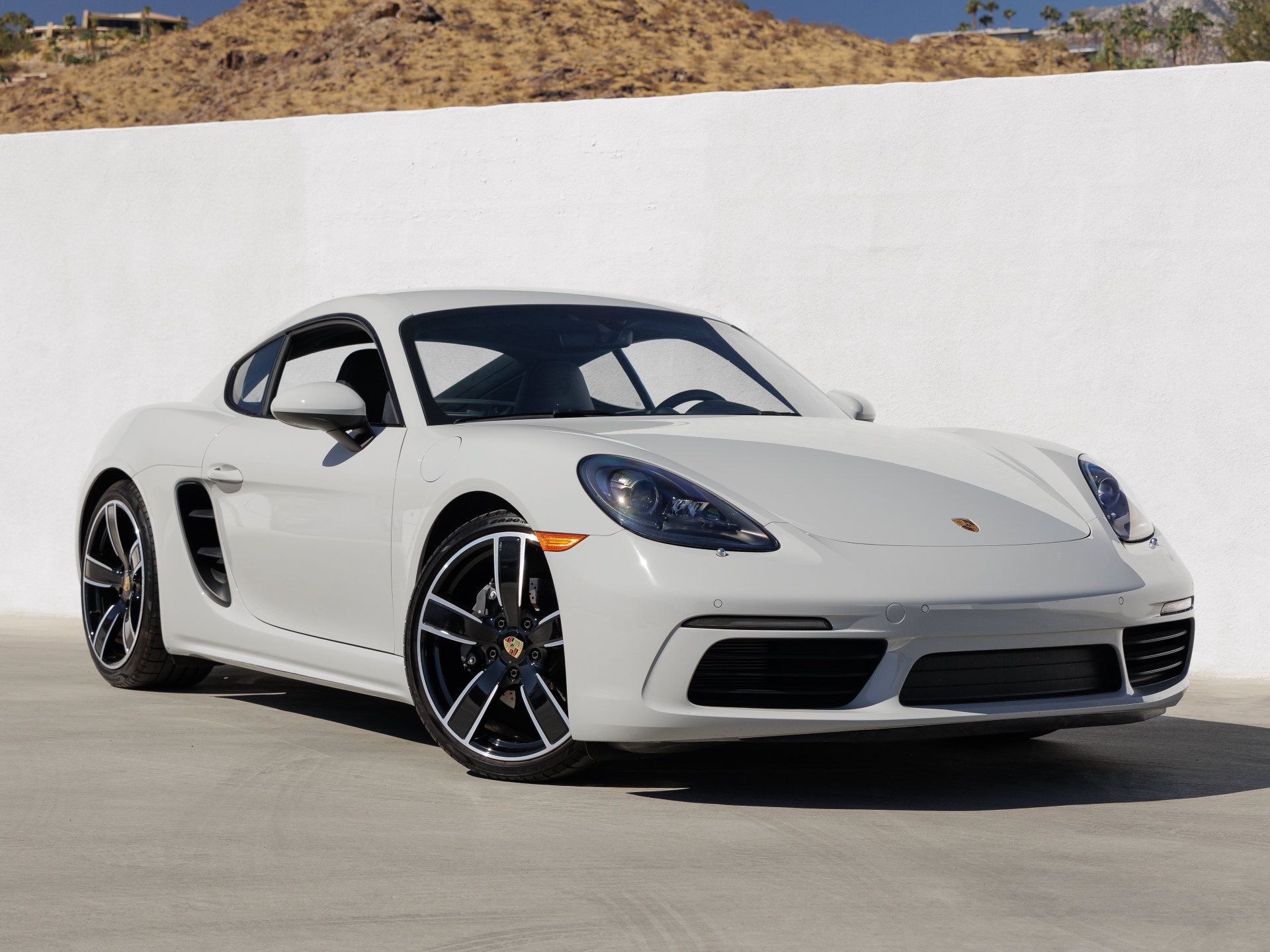 Certified 2025 Porsche 718 Cayman RWD image 9