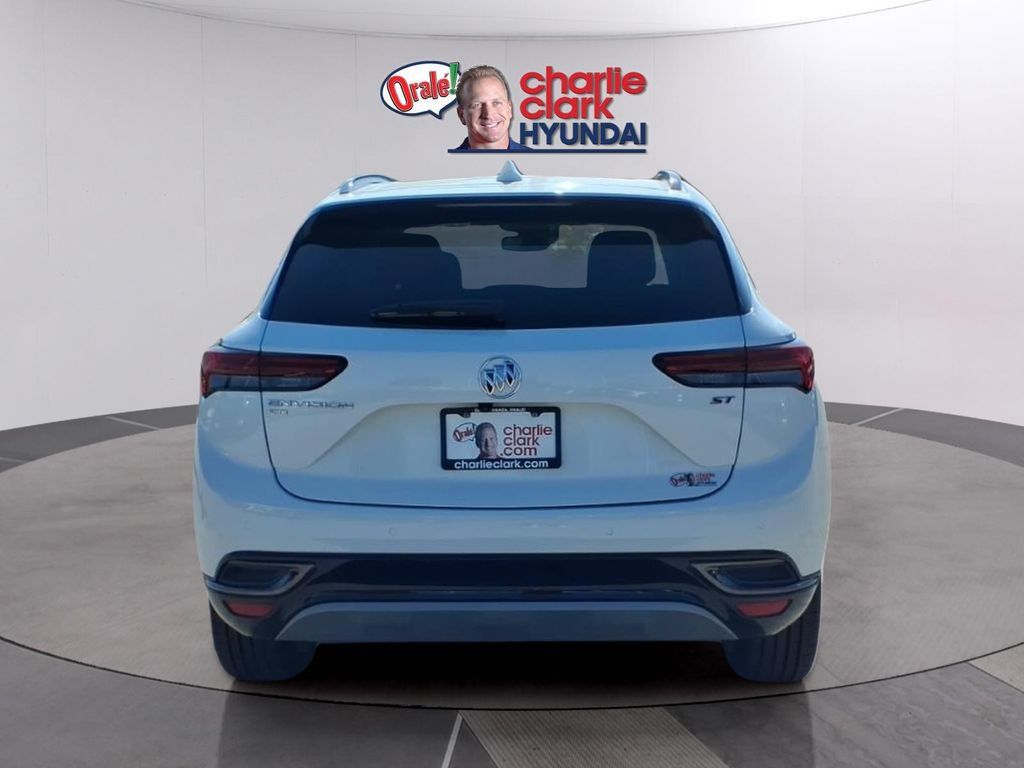 Used 2023 Buick Envision Preferred w/ Sport Touring Package AWD/4WD image 4