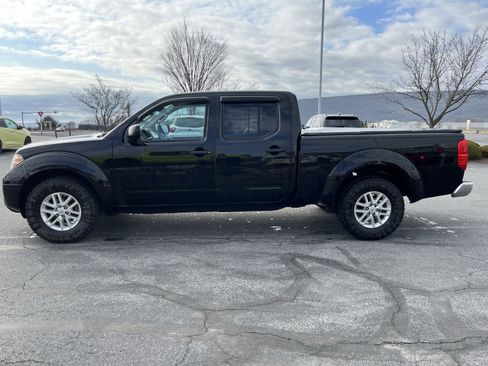 Used 2015 Nissan Frontier SL image 7