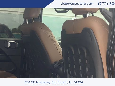 Used 2020 Jeep Gladiator Rubicon w/ Dual Top Group image 10