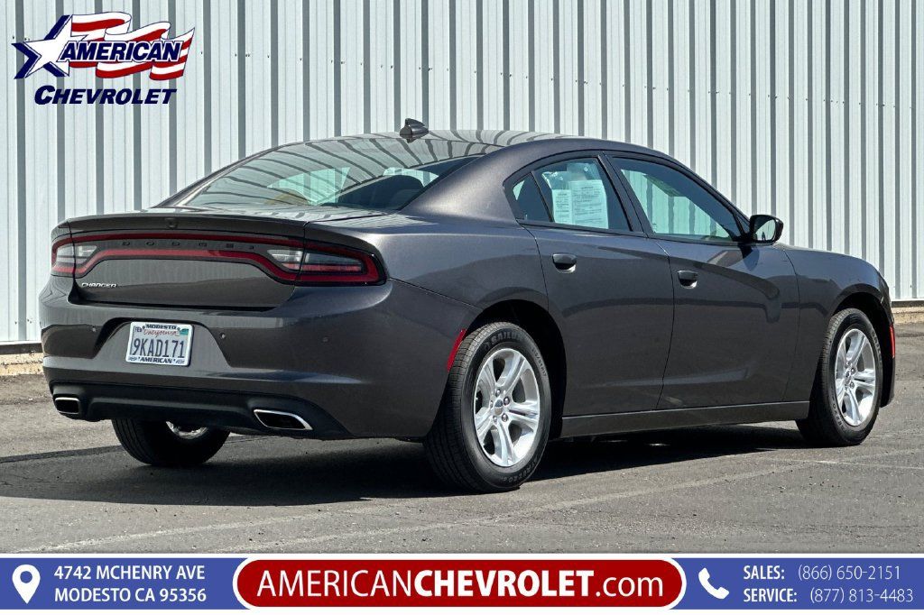 Used 2023 Dodge Charger SXT RWD image 4
