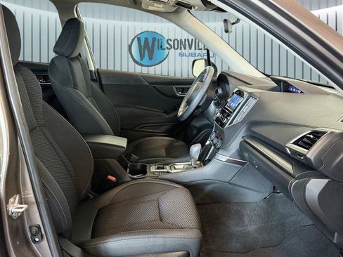 Used 2024 Subaru Forester Premium image 6