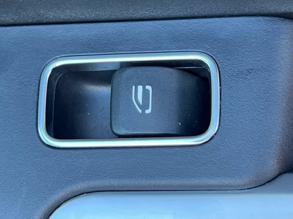 Certified 2023 Mercedes-Benz GLA 250 4MATIC image 30