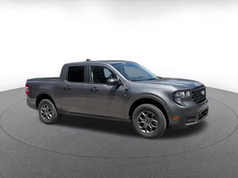 Used 2026 Ford Maverick XLT FWD image 2