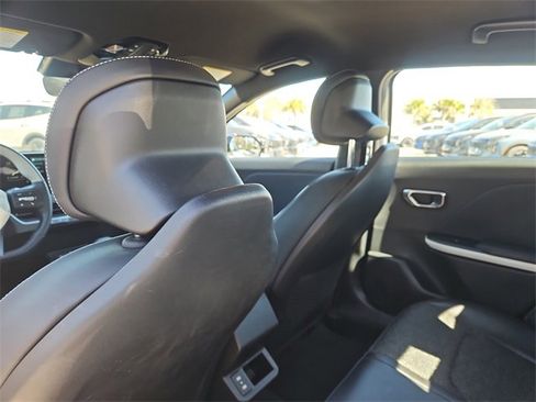 Certified 2025 Kia K4 GT-Line image 10