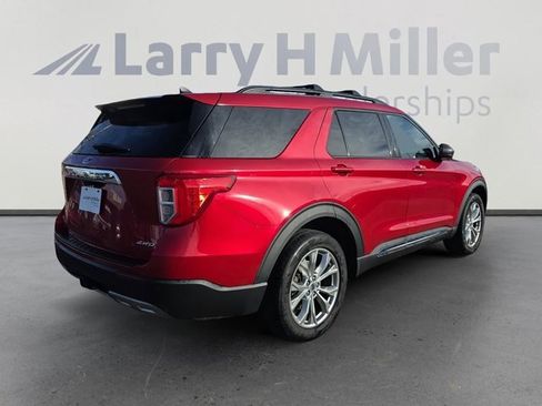 Certified 2021 Ford Explorer XLT w/ Equipment Group 202A image 5