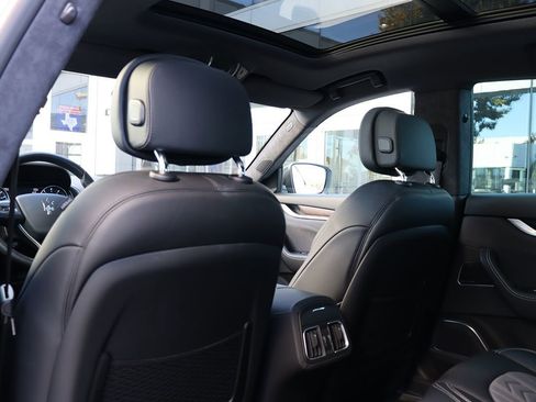 Used 2022 Maserati Levante GT image 46