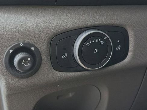 Used 2020 Ford Transit 350 XL image 10