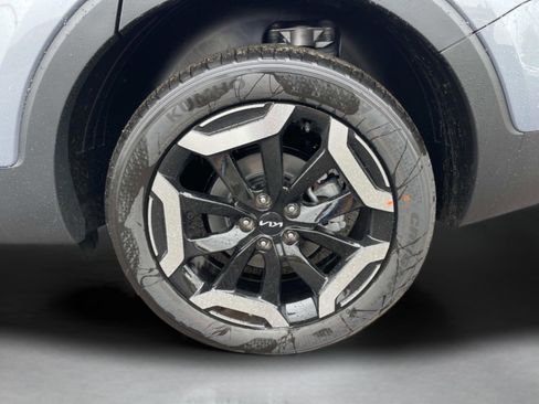 New 2025 Kia Telluride S image 11