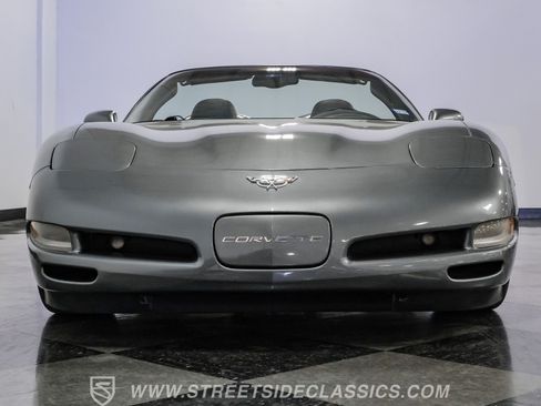 Used 2003 Chevrolet Corvette Convertible w/ Preferred Equipment Group1 RWD image 30