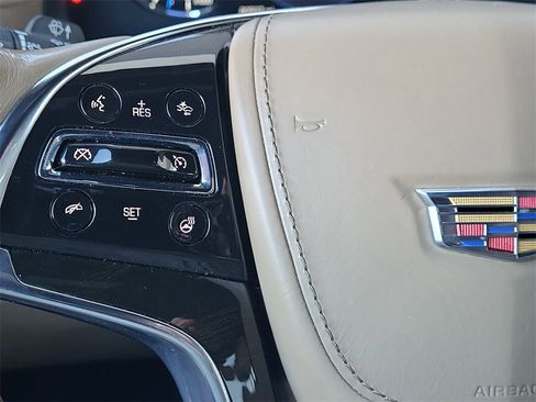 Used 2020 Cadillac Escalade ESV Platinum image 23