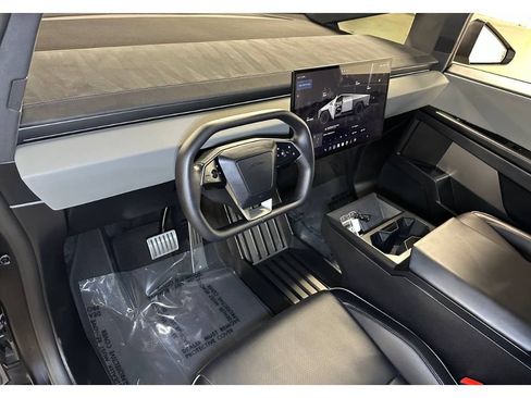 Used 2025 Tesla Cybertruck Cyberbeast AWD/4WD image 19