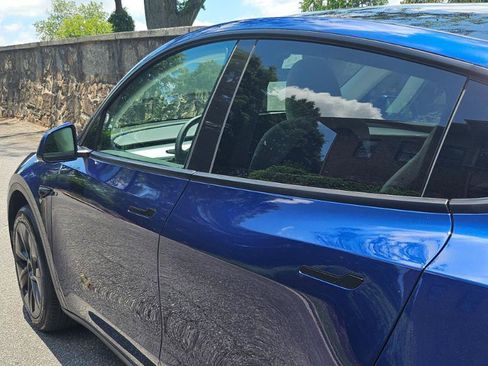 Used 2024 Tesla Model Y Long Range RWD image 22