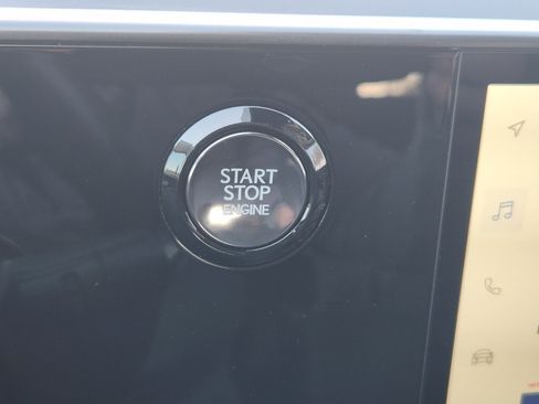 Used 2025 Lexus NX 250 FWD w/ Premium Package image 25