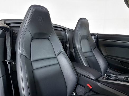 Certified 2024 Porsche 911 Carrera RWD image 18
