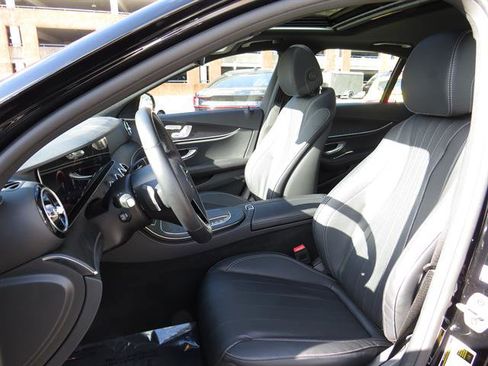 Certified 2022 Mercedes-Benz E 350 4MATIC Sedan image 18