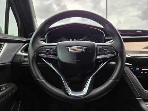 Used 2023 Cadillac XT6 Premium Luxury w/ Technology Package FWD image 51