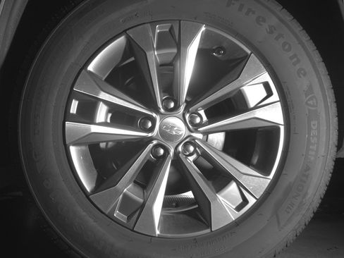 Used 2025 Chevrolet Equinox LT FWD image 14