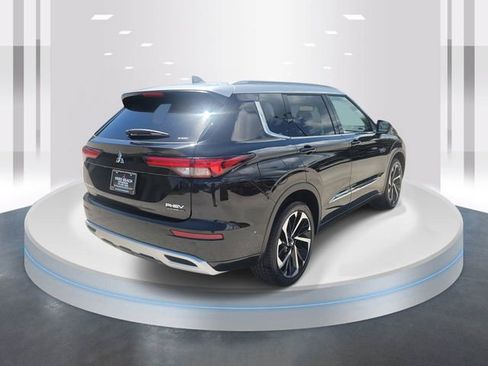 New 2025 Mitsubishi Outlander SEL image 4