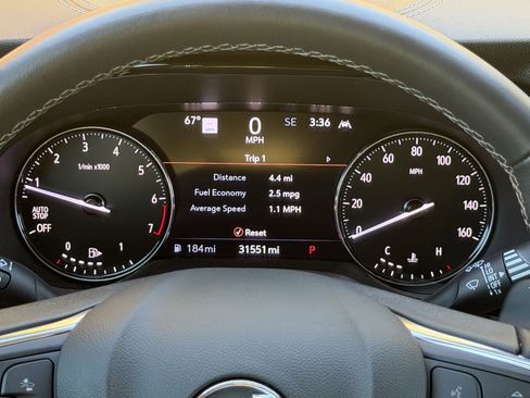 Used 2022 Buick Envision Avenir w/ Technology Package II image 44