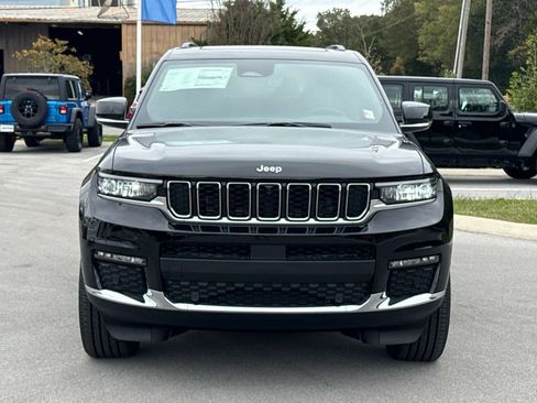 New 2025 Jeep Grand Cherokee L Limited w/ Luxury Tech Group II image 2