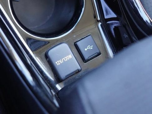 Certified 2022 Toyota Prius Prime LE FWD image 33