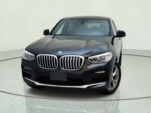 Used 2020 BMW X4 xDrive30i w/ Premium Package AWD/4WD image 2