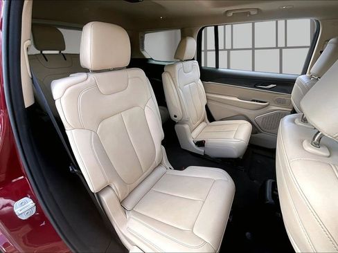 Used 2021 Jeep Grand Cherokee L Limited RWD image 24