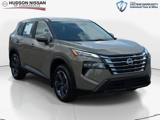 Used 2025 Nissan Rogue SV FWD 360° Tour