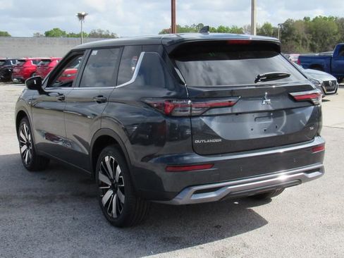 New 2026 Mitsubishi Outlander SE FWD image 7